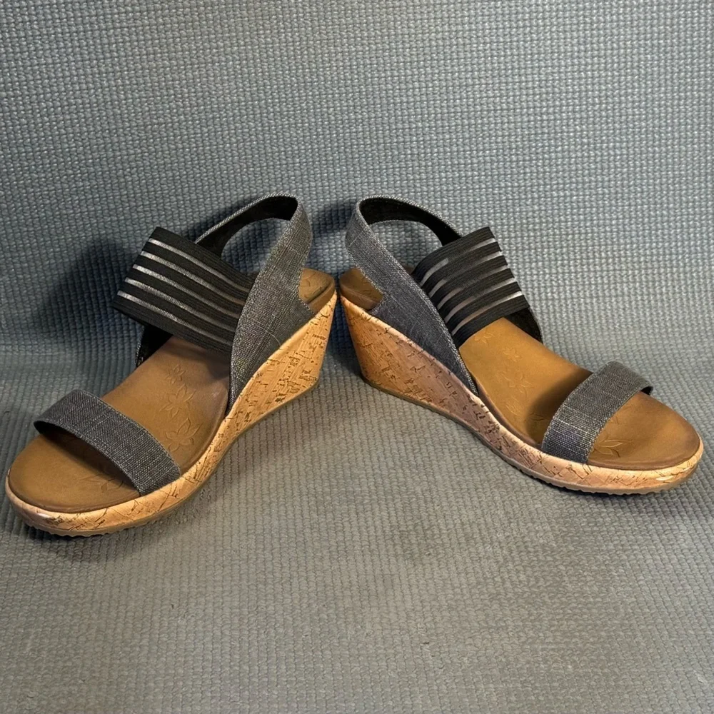 SKECHERS Cali Beverlee Smitten Kitten #SN 38527 Women's Black Wedge Sandals Sz 9